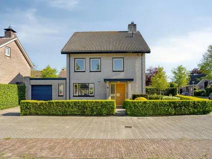 Vrijstaande woning te koop: Kastanjelaan 13, Heerle Heerle