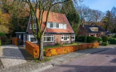Twee-onder-één-kap te koop: Kastanjelaan 17, Putten-Noord Putten