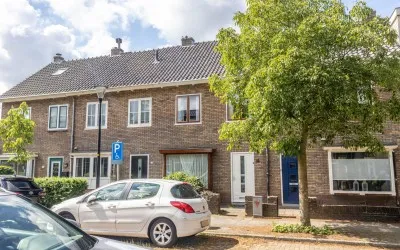 Tussenwoning te koop: Kastanjelaan 18, Ronde Boogaard Beverwijk