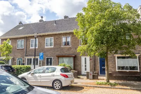 Tussenwoning te koop: Kastanjelaan 18, Ronde Boogaard Beverwijk