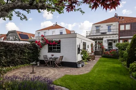 Twee-onder-één-kap te koop: Kastanjelaan 20, Zwanenburg Noordwest Zwanenburg