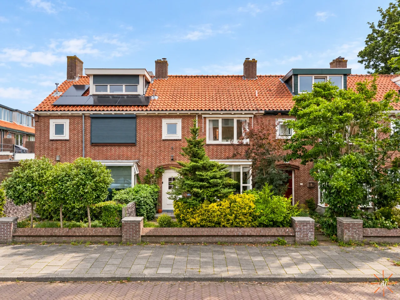 Tussenwoning te koop: Kastanjelaan 34, Leiderdorp