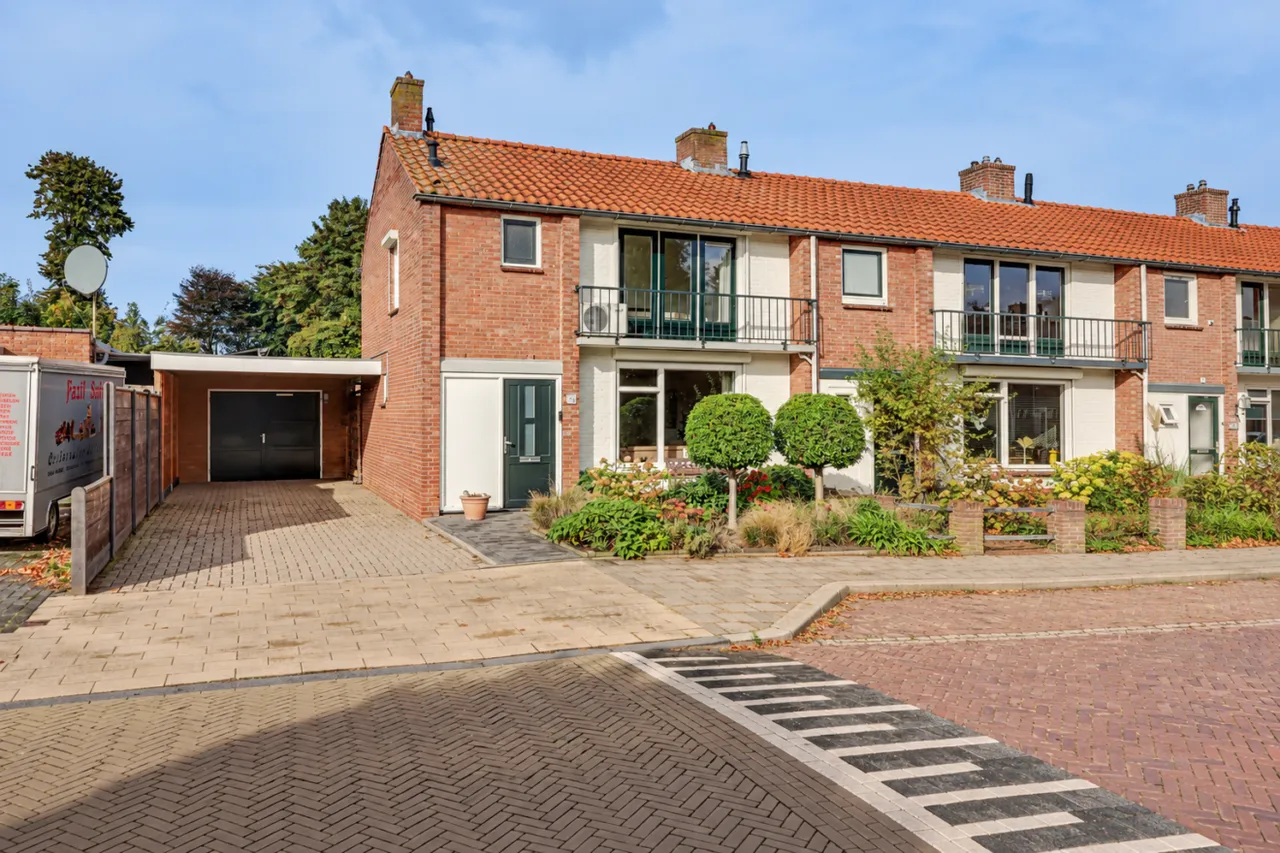 Hoekwoning te koop: Kastanjelaan 34, Winterswijk