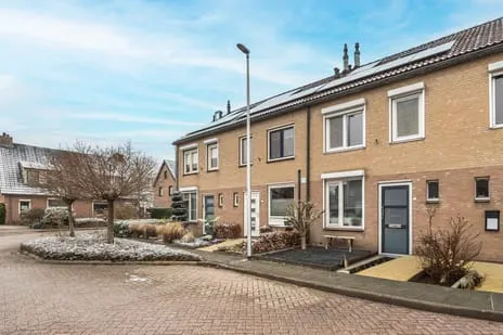 Tussenwoning te koop: Kastanjelaan 40, Arkel-Dorp Arkel