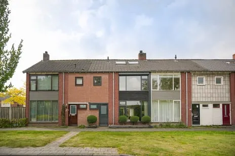 Tussenwoning te koop: Kastanjelaan 49, Braken-West Drunen