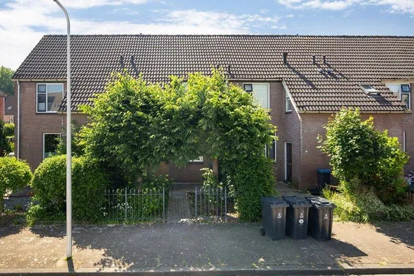 Woning te huur: Kastanjelaan, Hellevoetsluis