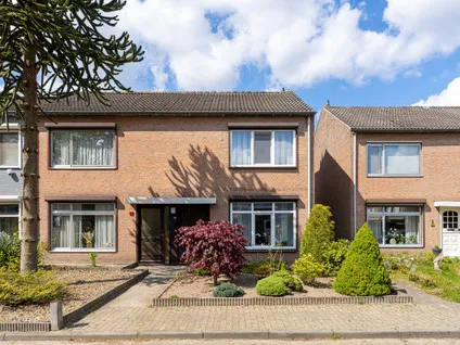Hoekwoning te koop: Kastanjestraat 10, omg. 't Seuverick Oisterwijk