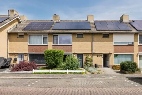 Tussenwoning te koop: Kastanjestraat 14, Oud Dongen Dongen