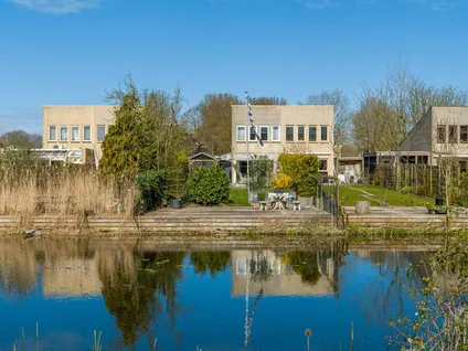 Twee-onder-één-kap te koop: Kastanjestraat 20, Heechterp Leeuwarden