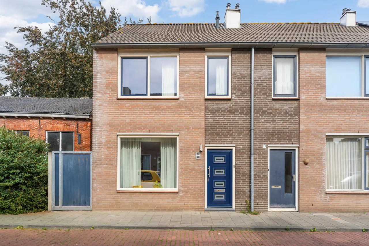 Hoekwoning te koop: Kastanjestraat 41, Tilburg