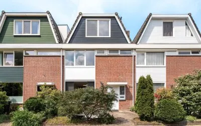 Tussenwoning te koop: Kasteel Heeswijkstraat 13, Kastelenbuurt Noord Tilburg