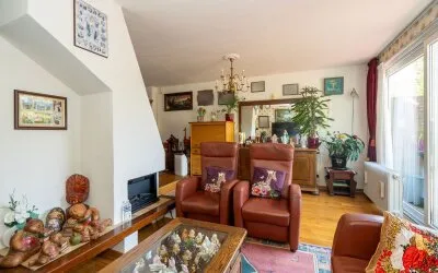 Tussenwoning te koop: Kasteel Cannestraat 37, Kastelenbuurt Noord Tilburg