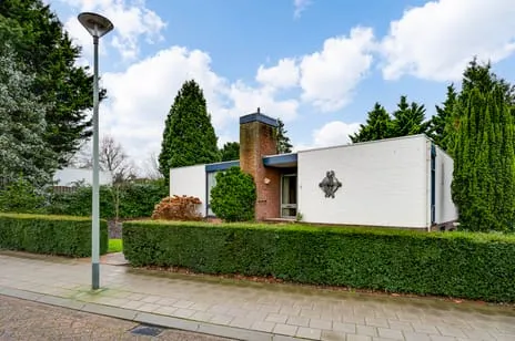 Vrijstaande woning te koop: Kasteel Kessenichstraat 1, Kastelenbuurt Roermond