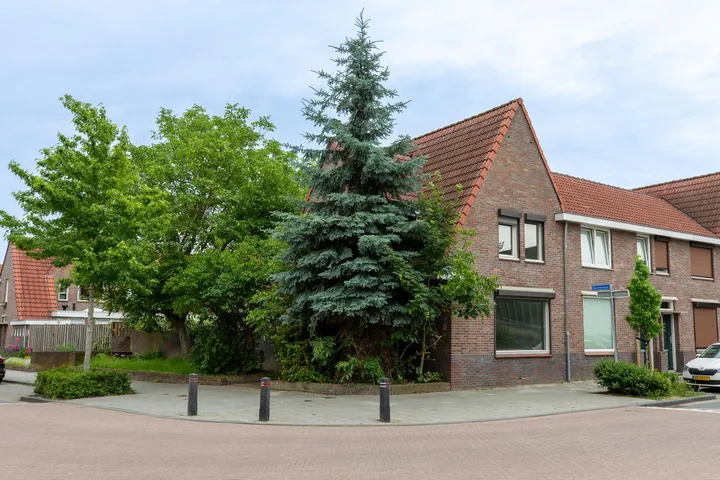 Hoekwoning te koop: Kasteellaan 2, Burettestraat en omgeving Heerlen