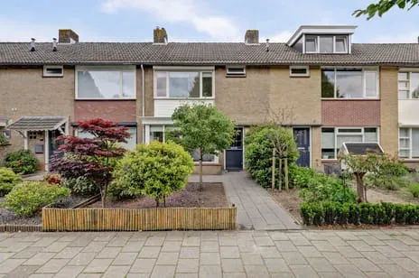 Tussenwoning te koop: Kasteellaan 29, Raamsdonksveer Raamsdonksveer