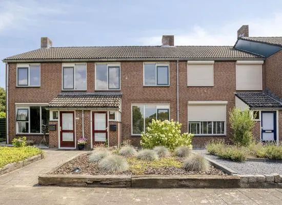 Tussenwoning te koop: Kasteellaan 46, Beek Beek