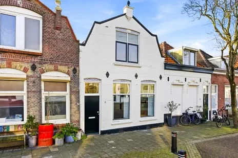 Tussenwoning te koop: Kasteelstraat 42, Scheldestraat e.o. Vlissingen