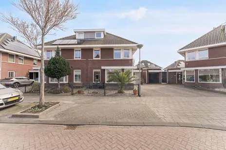 Twee-onder-één-kap te koop: Katschip 11, Kadijken Enkhuizen