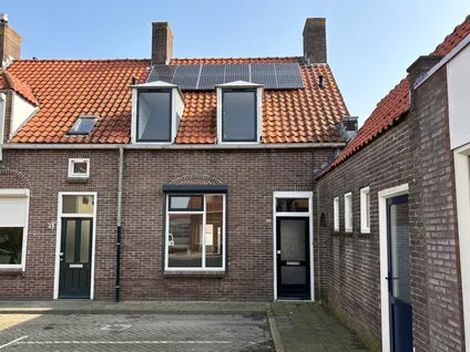 Hoekwoning te koop: Kazernestraat 31, Ijzendijke