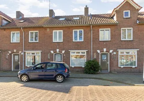 Tussenwoning te koop: Keermanslaan 8, Breda