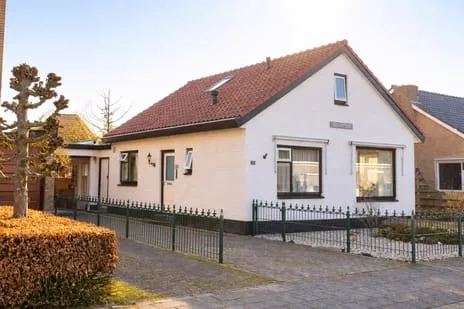 Semi-detached for sale: Keesomlaan 39, Den Burg Den Burg