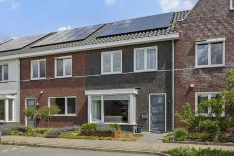 Terraced house for sale: Keesomstraat 2B, Vlierden kern Vlierden