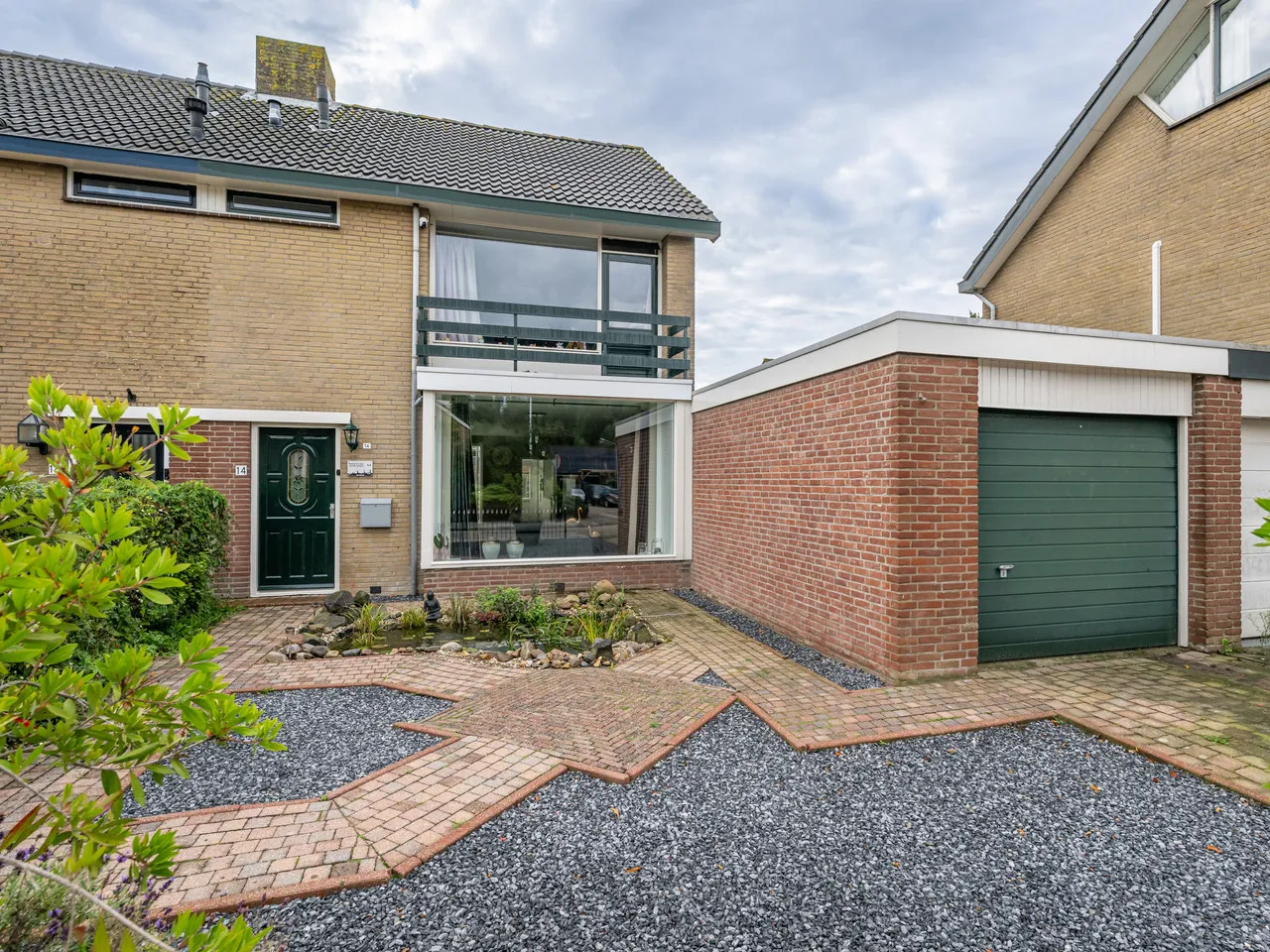 Tussenwoning te koop: Keijzerstraat 14, Stellendam