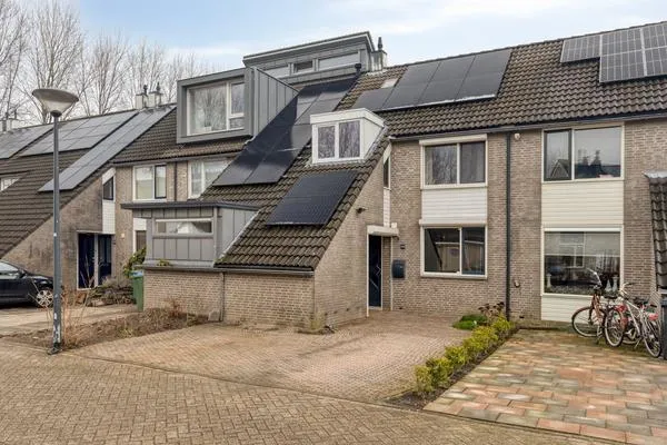 Tussenwoning te koop: Keizersdam 109, Dammenbuurt Oosterhout