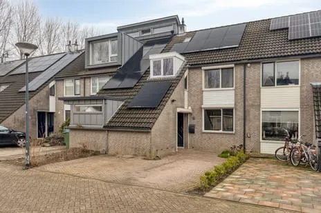 Tussenwoning te koop: Keizersdam 109, Dammenbuurt Oosterhout (Nb)