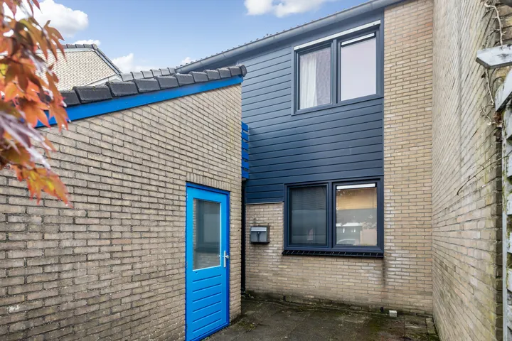 Tussenwoning te koop: KEIZERSKROON 305, Aldlân-Oost Leeuwarden