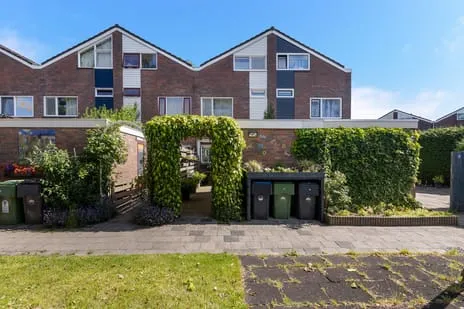 Terraced house for sale: Keizerskroon 97, Aldlân-Oost Leeuwarden