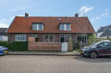 Tussenwoning te koop: Keizerstraat 18, IJzendoorn Ijzendoorn
