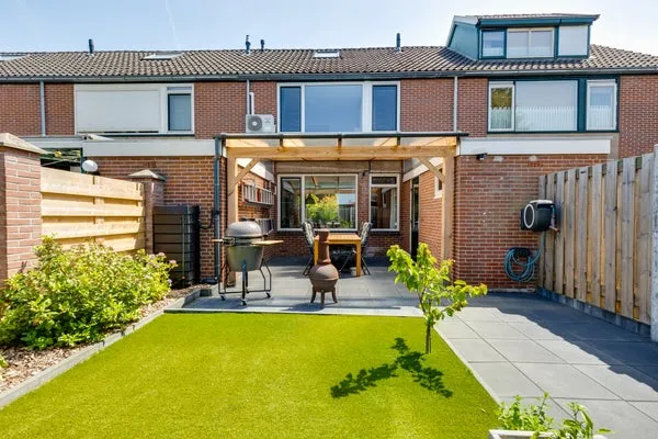 Tussenwoning te koop: Keizersweg 33, Aalten-kern Zuid 1 Aalten