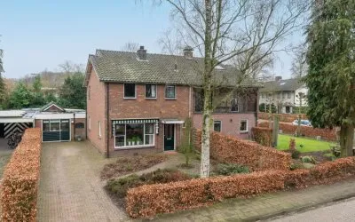 Twee-onder-één-kap te koop: Kelnarijstraat 32, Putten-Noord Putten