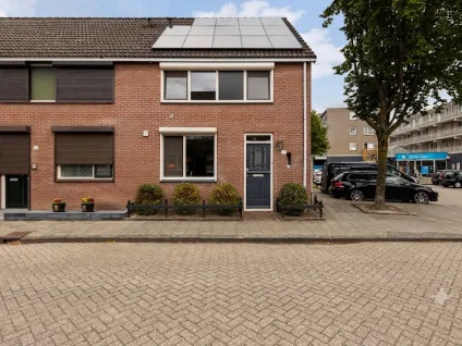 Hoekwoning te koop: Kemenadehoek 31, Helmerhoek-Noord Enschede
