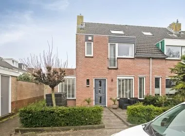 Hoekwoning te koop: Kemphaan 1, Ilpendam Ilpendam