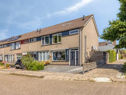 Corner house for sale: Kemphaanlaan 17, Vogelbuurt Anna Paulowna