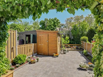 Tussenwoning te koop: Kemphaanpad 15, Strijen Woonkern Strijen