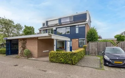 Twee-onder-één-kap te koop: Kemphaanstraat 18, De Koog Uitgeest