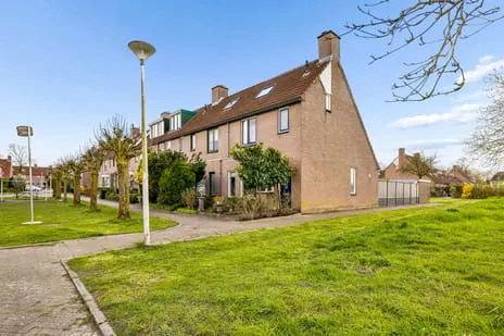 Hoekwoning te koop: Kemphaanweide 24, Weiden Houten