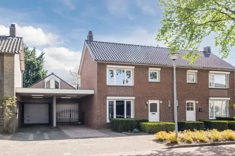 Twee-onder-één-kap te koop: Kempstraat 20, Duizel Duizel