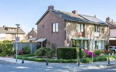 Twee-onder-één-kap te koop: Kennedylaan 32, De Kling Brunssum