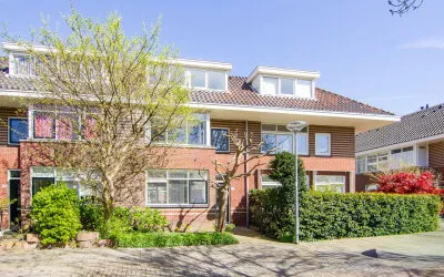 Tussenwoning te koop: Kennemerpark 90, Overveen