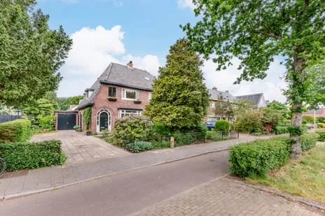 Twee-onder-één-kap te koop: Kennemerstraatweg 285, Oud Zuid Heiloo
