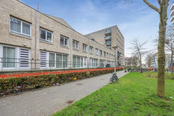 Woning te koop: Kerdijkhof, Dudokbuurt Amsterdam