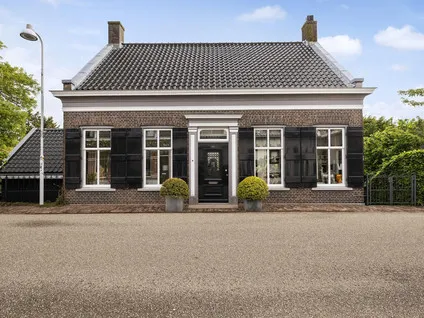 Vrijstaande woning te koop: Kerkbuurt 112, Zeeheldenbuurt Papendrecht