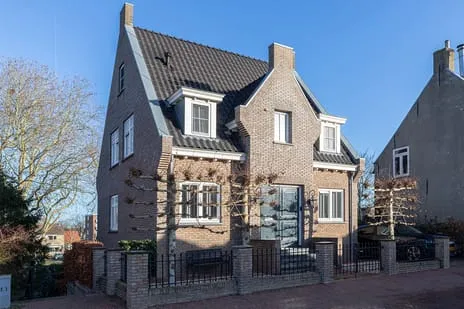 Vrijstaande woning te koop: Kerkbuurt 239, Kerkbuurt-West Sliedrecht