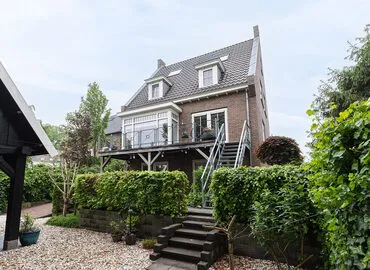Vrijstaande woning te koop: Kerkbuurt 239, Sliedrecht