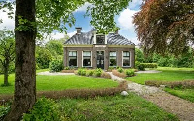 Vrijstaande woning te koop: Kerkbuurt 57, Suwâld Suwâld