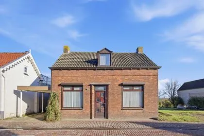 Vrijstaande woning te koop: Kerkdijk 9, De Langstraatspoorlijn Hooge Zwaluwe